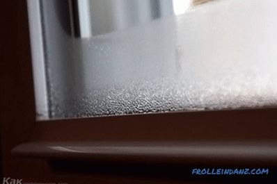 Jak se zbavit kondenzace na PVC oknech