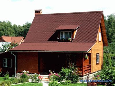 Co je lepší kov nebo ondulin pro střechu soukromého domu