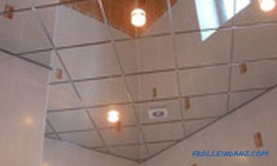 Typy stropů - pozastavené a jednoduché, jejich výhody a nevýhody + Foto a video