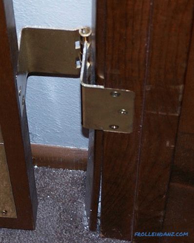 Typy dveřních závěsů, jejich rozdíl a design + Foto