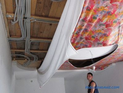 Stretch stropy klady a zápory různých typů a provedení