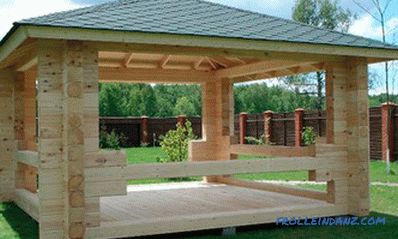 Dřevěné arborové designy: levné zahradní návrhy