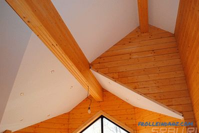 Jak sheathe strop v dřevěném domě - nejlepší řešení