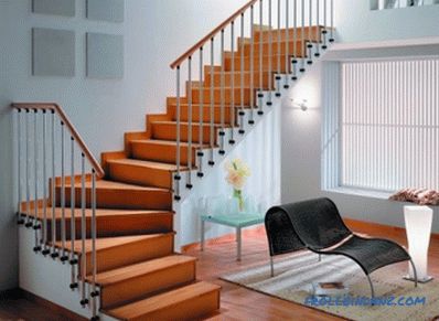 Kovové obložení schodiště dřevem: základní instalační pravidla