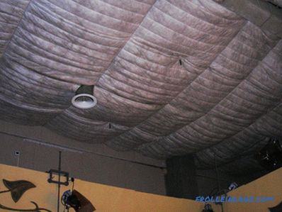 Typy napínacích stropů na materiál výroby, konstrukce a designu + Foto