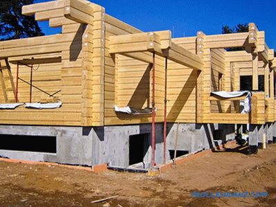 Dům ze dřeva - což je lepší než bar nebo log pro stavbu