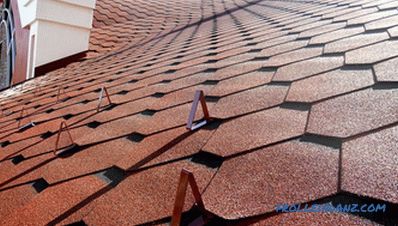 Co je lepší kov nebo měkká střecha pro střechu soukromého domu