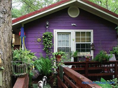 Jak malovat dřevěný dům venku