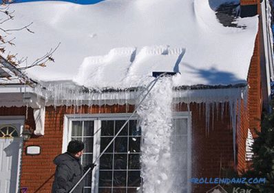 Jak odstranit sníh ze střechy vlastníma rukama