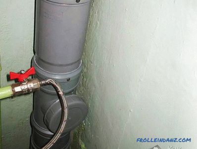 Jak opravit únik kanalizační trubky